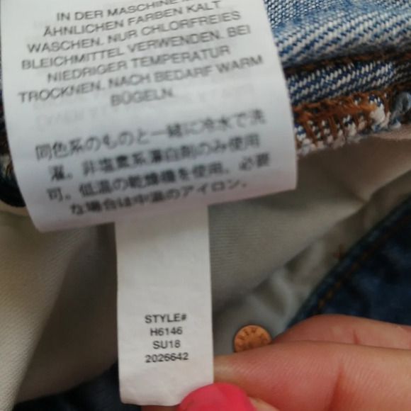 J. Crew Denim Mini Skirt in Birch Wash  with Frayed Hem Size 28 or 6 - Picture 13 of 16